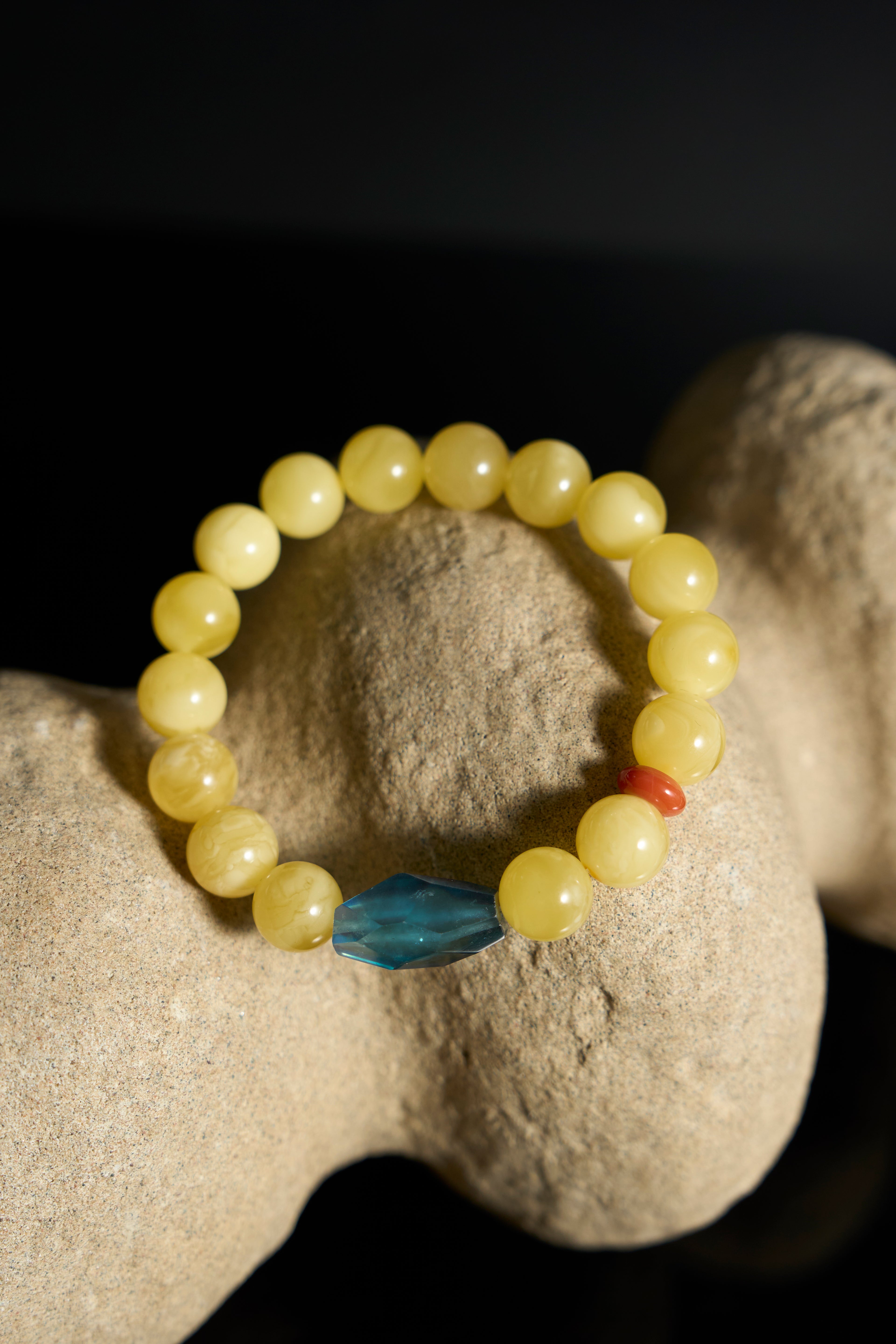 海藍寶-紅瑪瑙-琥珀手鐲